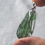 Moldavite Pendant, 4.71g, Nesměň