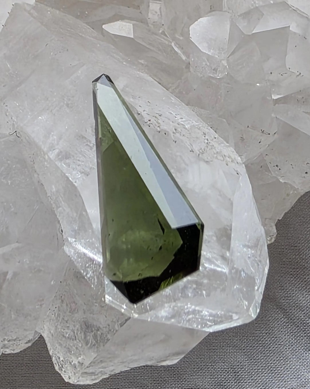 Faceted Moldavite from Slavče, Czech Republic