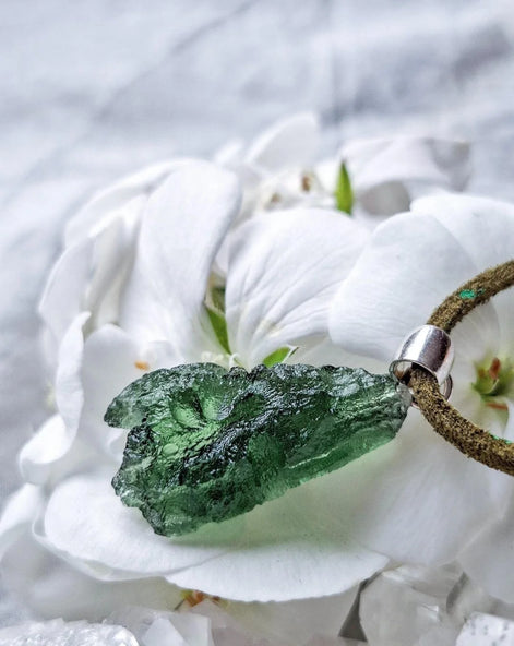Pure green Moldavite pendant from Chlum, Czech Republic, 3.7 g transparent natural stone with open bubbles set in sterling silver