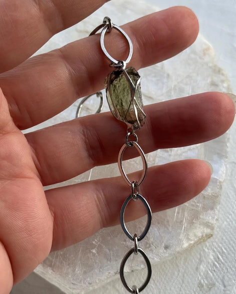 Moldavite bracelet with chunky oval-link chain and 0.8g Chlum stone