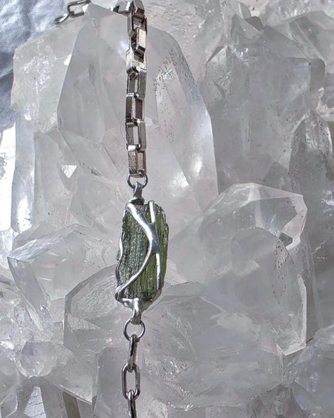 Transparent Chlum Moldavite bracelet with a square-link chain