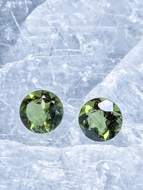Pair of genuine 5 mm faceted green Moldavites from Chlum, Czech