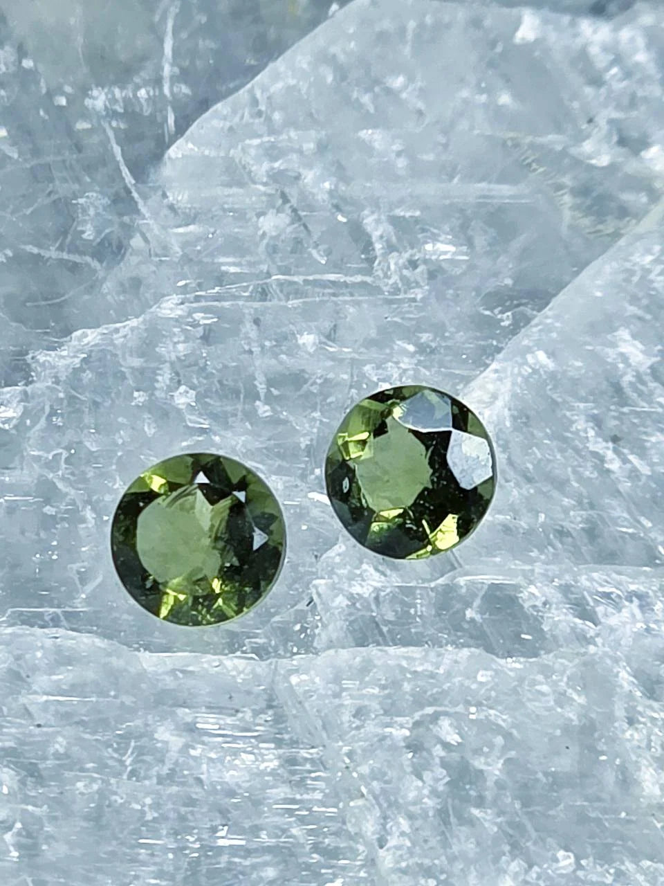 Pair of genuine 5 mm faceted green Moldavites from Chlum, Czech
