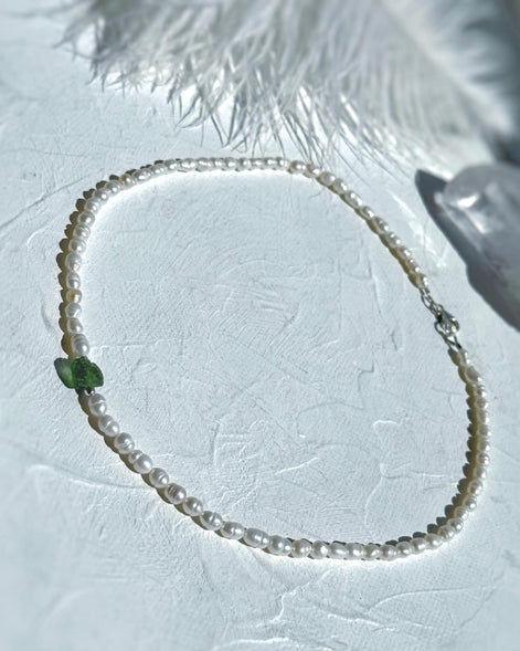 Drilled Moldavite & Freshwater Pearl Necklace, 0.4g, Chlum