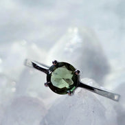 Faceted Moldavite Ring, 0.25g, Chlum