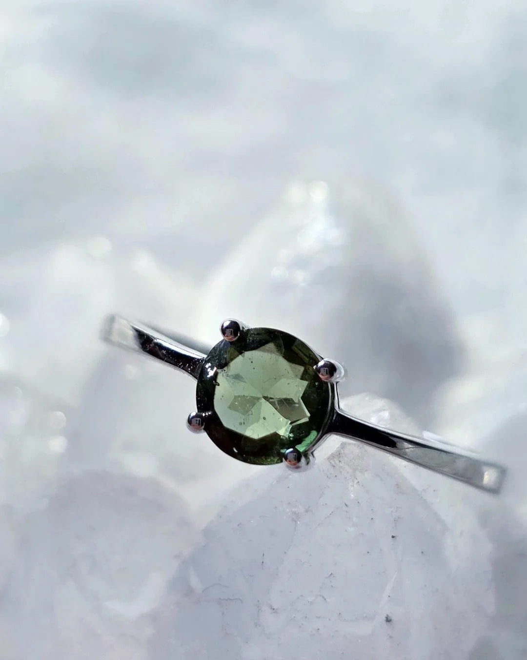 Faceted Moldavite Ring, 0.25g, Chlum