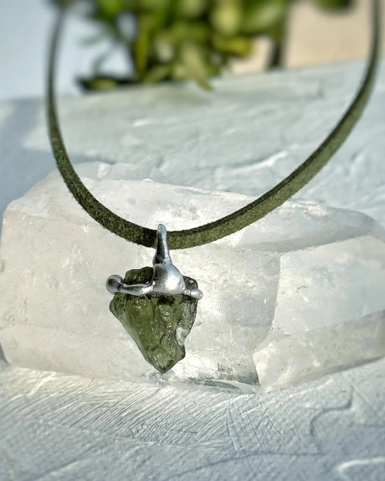 Raw Moldavite Pendant, Chlum, 1.8g