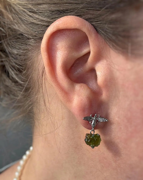 Moldavite Bee Earrings, Chlum, 1.60g