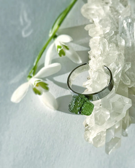 Free Size Moldavite Ring, Chlum, 0.80g