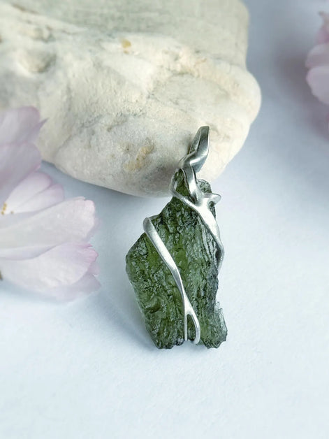 Raw Moldavite Pendant, Chlum, 2.80g