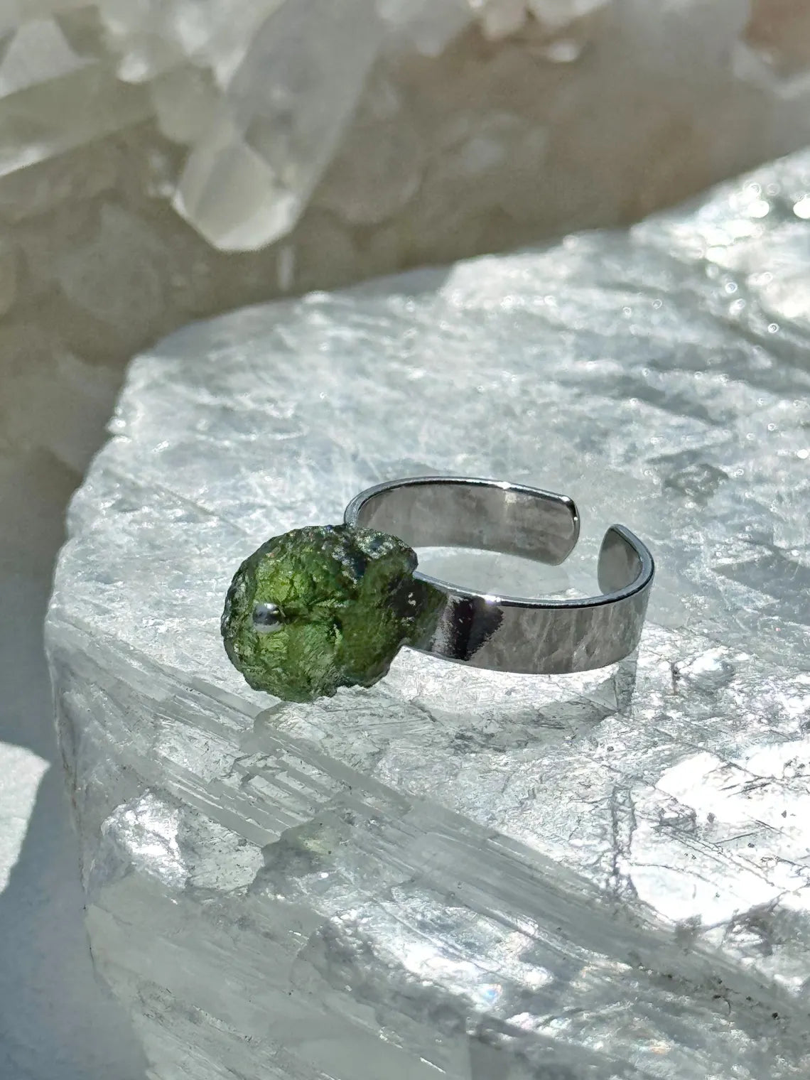 Free Size Moldavite Ring, Chlum, 0.80g
