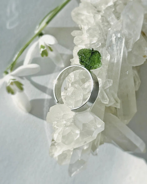 Free Size Moldavite Ring, Chlum, 0.80g