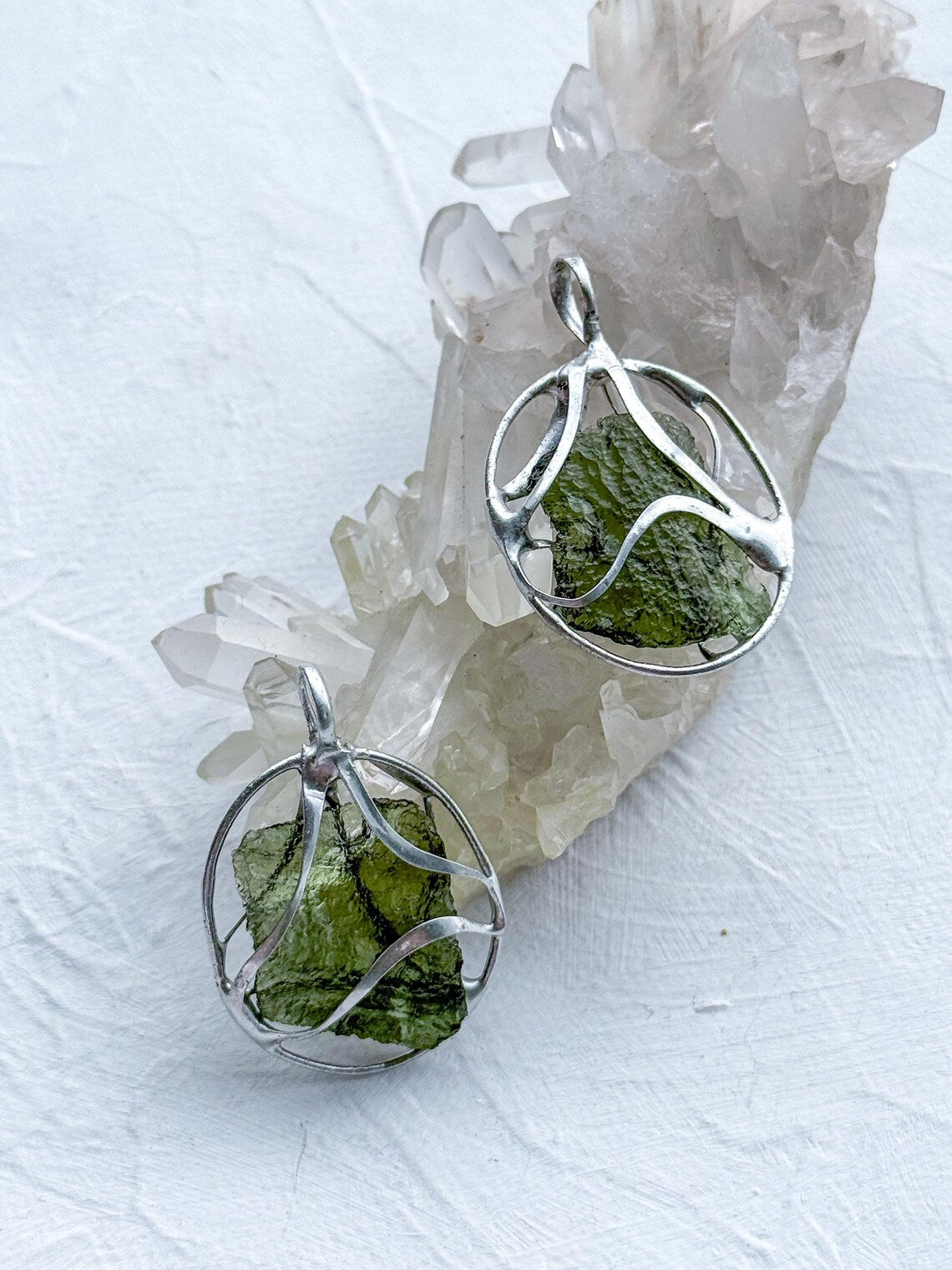 Raw Moldavite Pendant, Marouškovo Pole, 2.40g