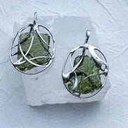 Raw Moldavite Pendant, Marouškovo Pole, 2.40g