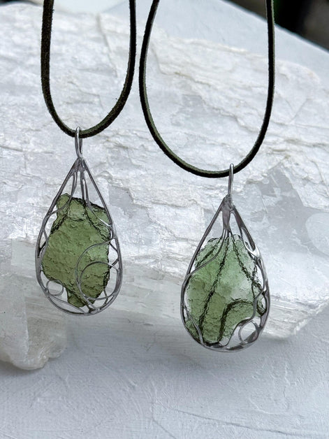 Moldavite Pendant, Marouškovo Pole, 2.60g