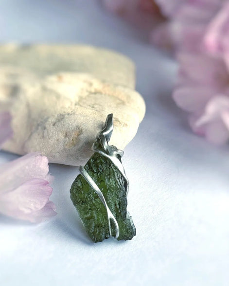 Raw Moldavite Pendant, Chlum, 2.80g