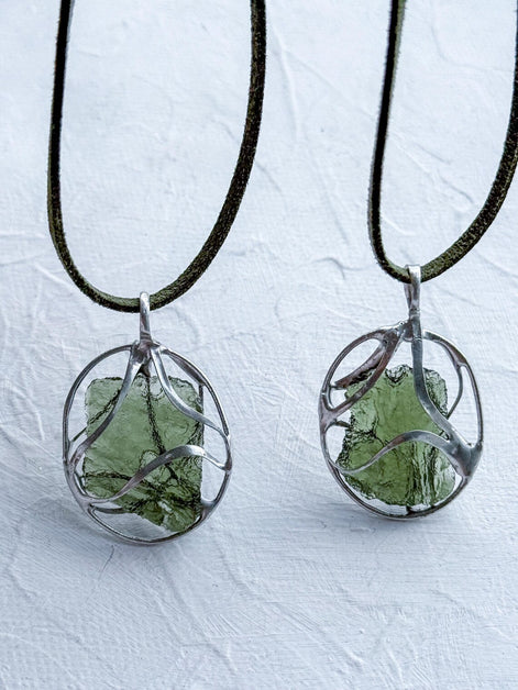 Raw Moldavite Pendant, Marouškovo Pole, 2.40g