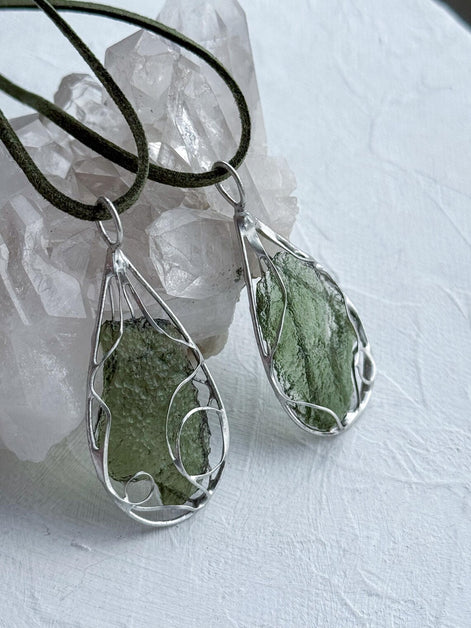 Moldavite Pendant, Marouškovo Pole, 2.60g
