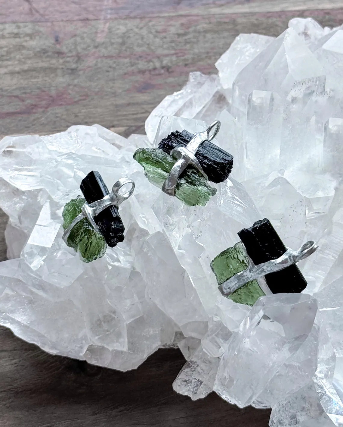 Moldavite & Black Tourmaline Pendant, Ločenice, 1.15g