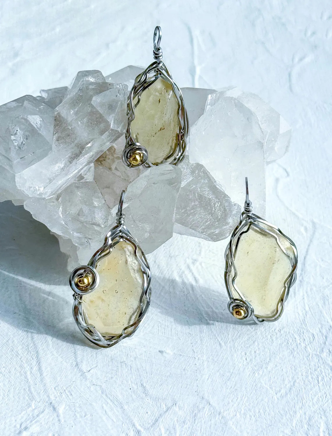 Natural Libyan Desert Glass Pendant, 2g
