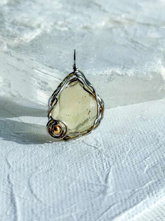 Natural Libyan Desert Glass Pendant, 2g
