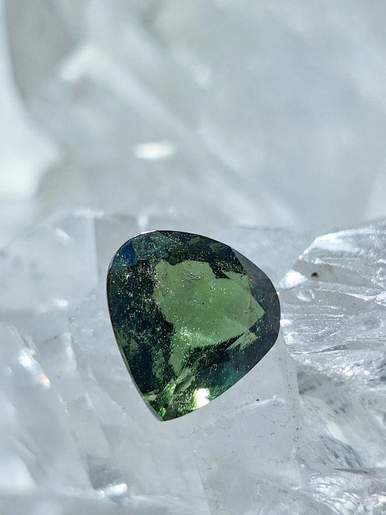Faceted Moldavite Gemstone, Slave, 0.58g