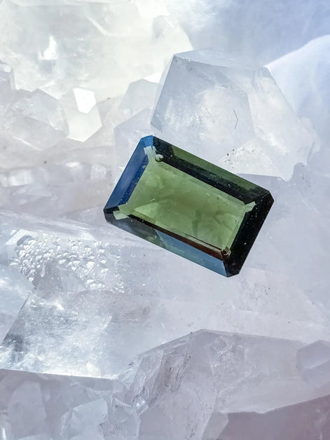 Faceted Emerald Cut Moldavite Stone, Chlum, 3.05g