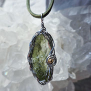 Raw Moldavite Pendant, Maruškovo Pole, 2.20g