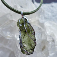 Raw Moldavite Pendant, Vrábče, 2.86g