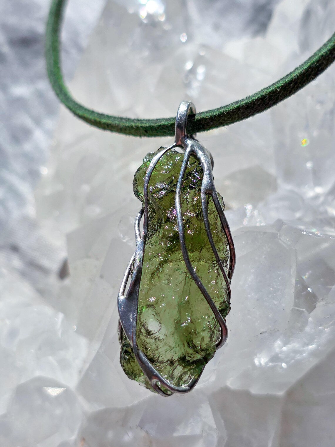 Raw Moldavite Pendant, Vrábče, 2.86g