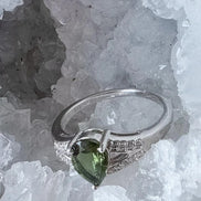 Elegant Faceted Cut Moldavite Ring, Chlum, 0.45g