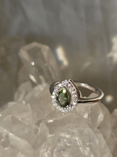 Pear-Cut Faceted Moldavite Ring, Chlum, 0.45g