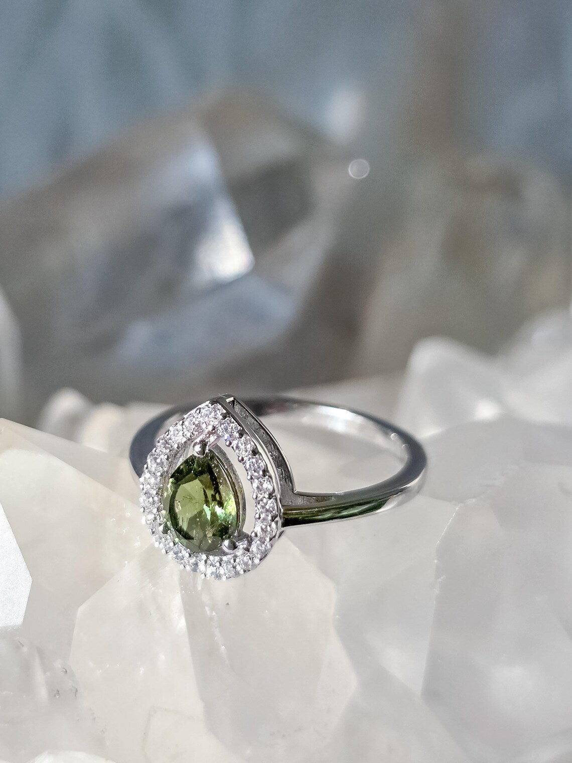 Pear-Cut Faceted Moldavite Ring, Chlum, 0.45g
