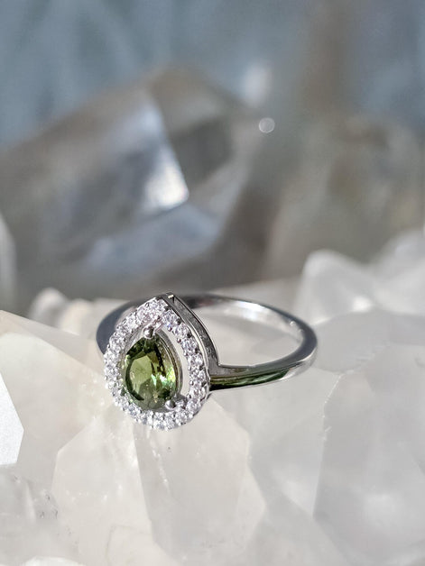 Pear-Cut Faceted Moldavite Ring, Chlum, 0.45g