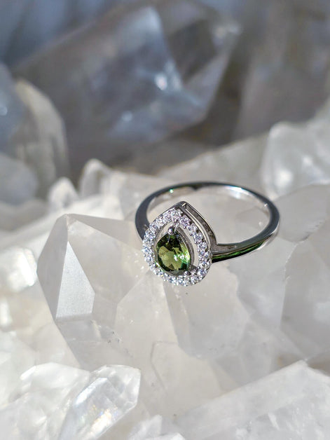 Pear-Cut Faceted Moldavite Ring, Chlum, 0.45g