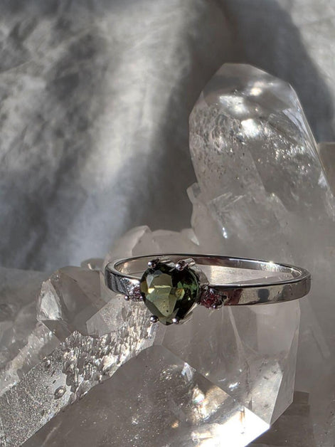 Briolette Heart Cut Moldavite Ring, Chlum, 0.25g