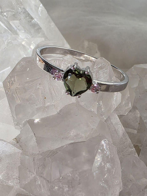 Briolette Heart Cut Moldavite Ring, Chlum, 0.25g