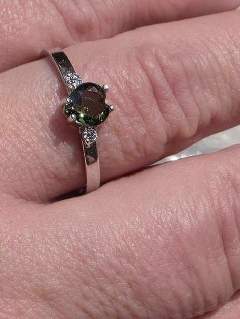 Briolette Heart Cut Moldavite Ring, Chlum, 0.25g