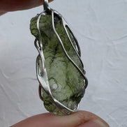 Raw Moldavite Pendant, Vrábče, 2.86g