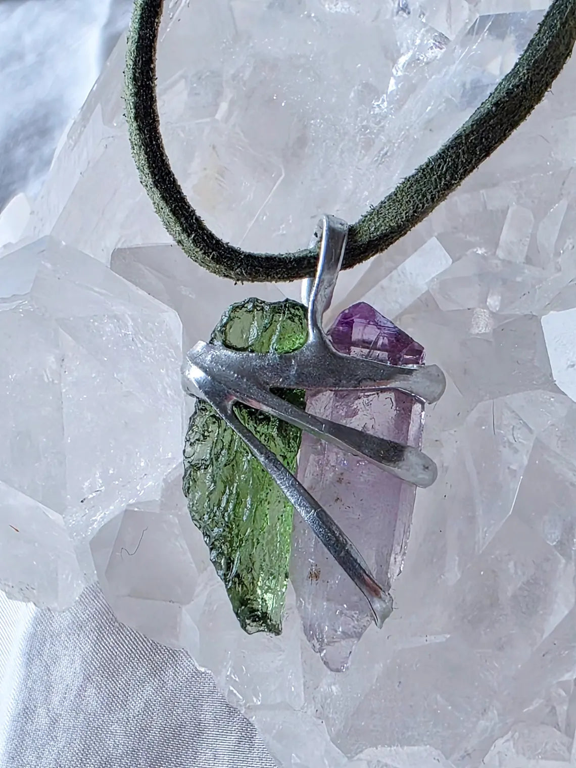Harmony Pendant Moldavite & Amethyst, Nesměň, 0.95g