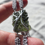 Moldavite Bracelet, Parýz, 7.29g, Gray Braided Cord