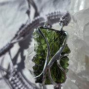 Moldavite Bracelet, Parýz, 7.29g, Gray Braided Cord