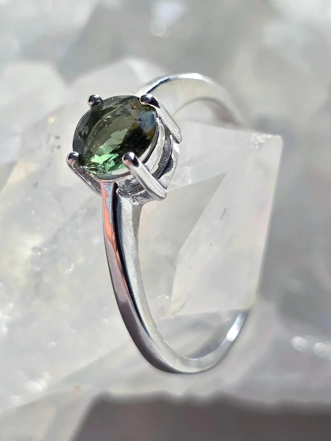 Faceted Moldavite Ring, Chlum, 0.25g