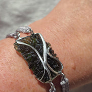 Moldavite Bracelet, Parýz, 7.29g, Gray Braided Cord