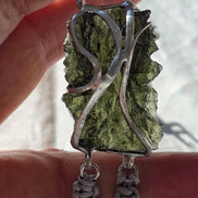 Moldavite Bracelet, Parýz, 7.29g, Gray Braided Cord
