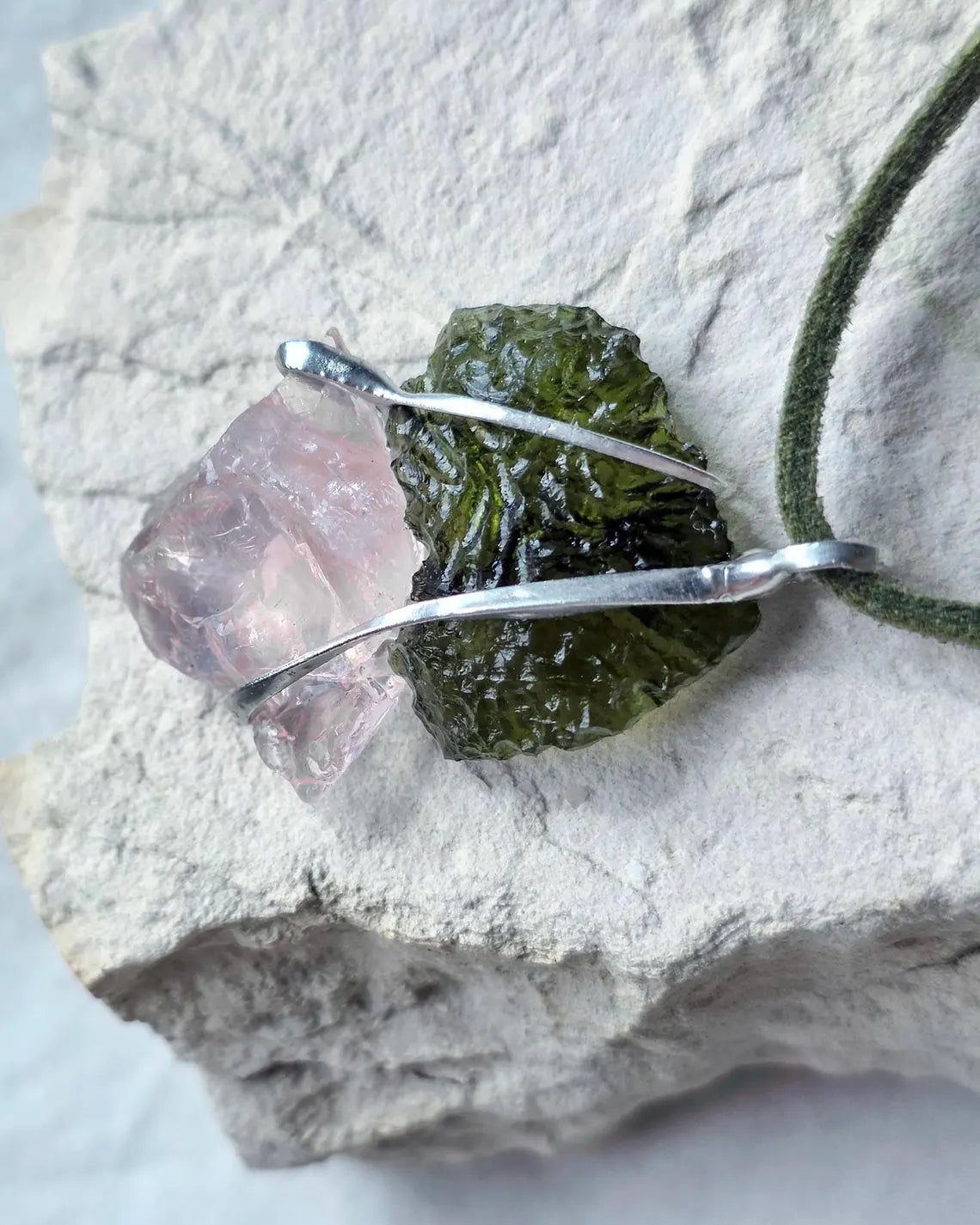 Elegant Moldavite & Rose Quartz Pendant, Ločenice, 2.28g