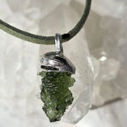 Hedgehog Moldavite Pendant, Nesměň, 1.67g