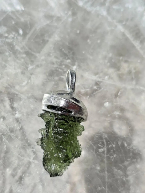 Hedgehog Moldavite Pendant, Nesměň, 1.67g