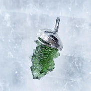 Hedgehog Moldavite Pendant, Nesměň, 1.67g