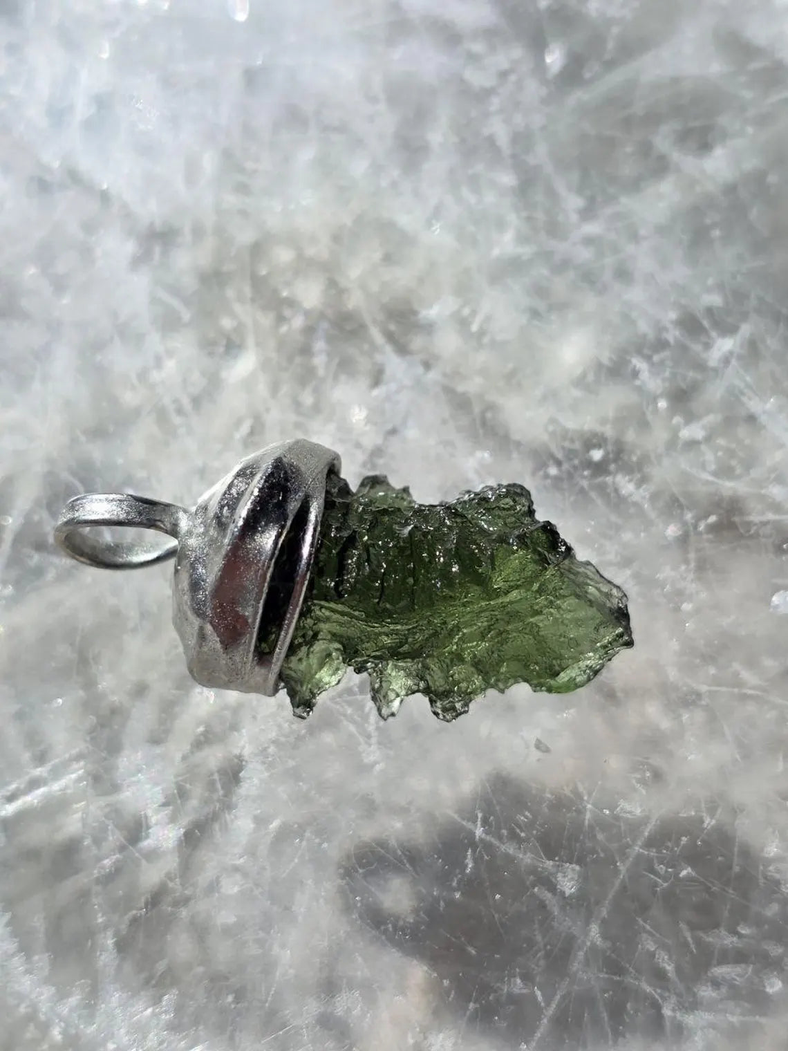 Hedgehog Moldavite Pendant, Nesměň, 1.67g